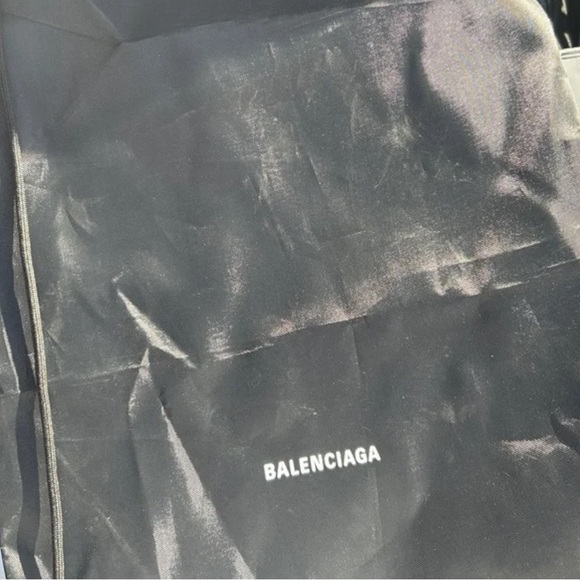 I put them on 3 times , just got them in August I just don’t want that nomore - Picture 5 of 7